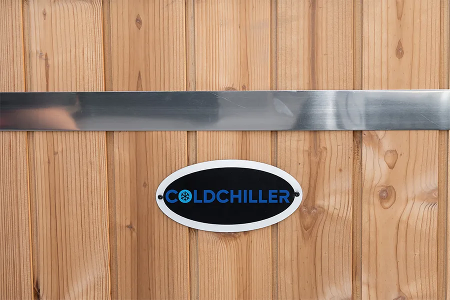 coldchiller_acrylic_cold_plunge_tub_logo_customization