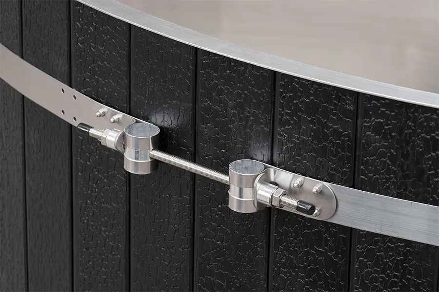 alphasauna_bath_tub_for_cold_plunge_with_chiller_16